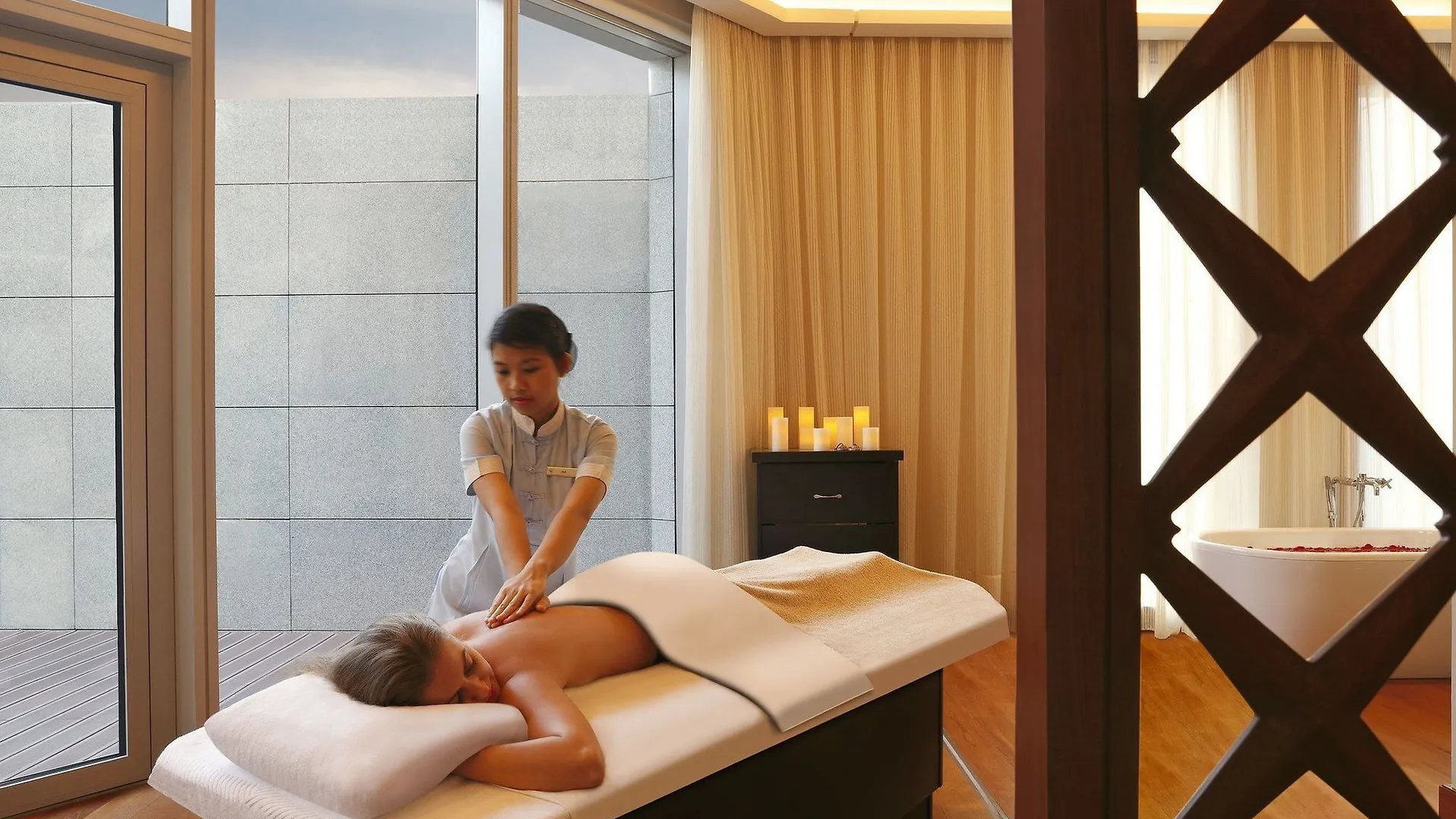 Anantara Downtown Dubai Hotel 5*,  Verenigde Arabische Emiraten